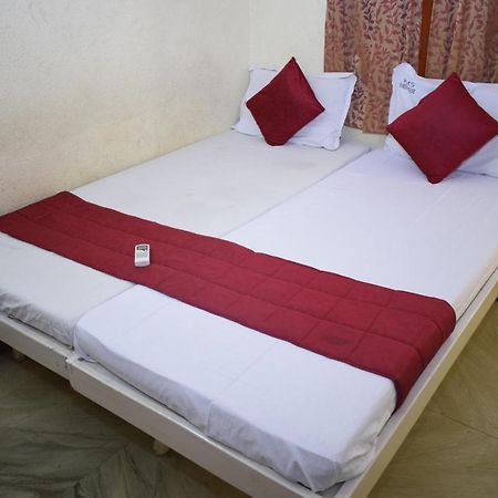 Pms Guest House Пондичери Екстериор снимка