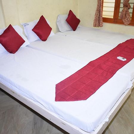 Pms Guest House Пондичери Екстериор снимка