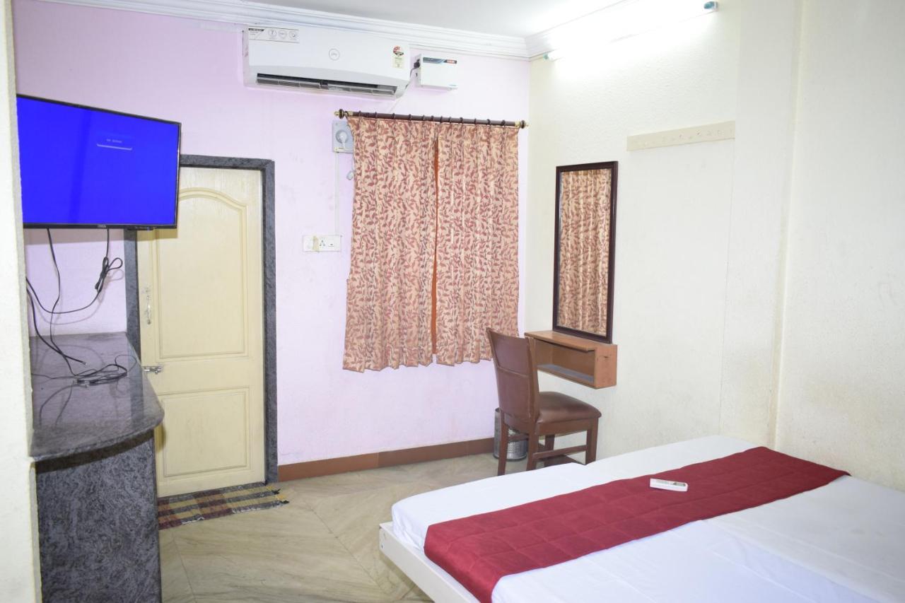 Pms Guest House Пондичери Екстериор снимка