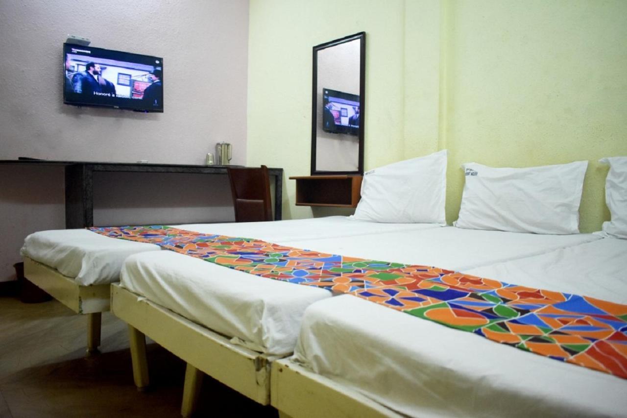 Pms Guest House Пондичери Екстериор снимка